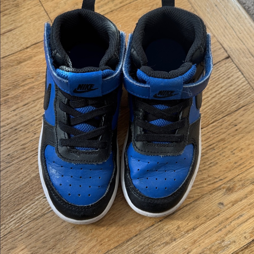 Nike Black and Blue Kids' Sneakers